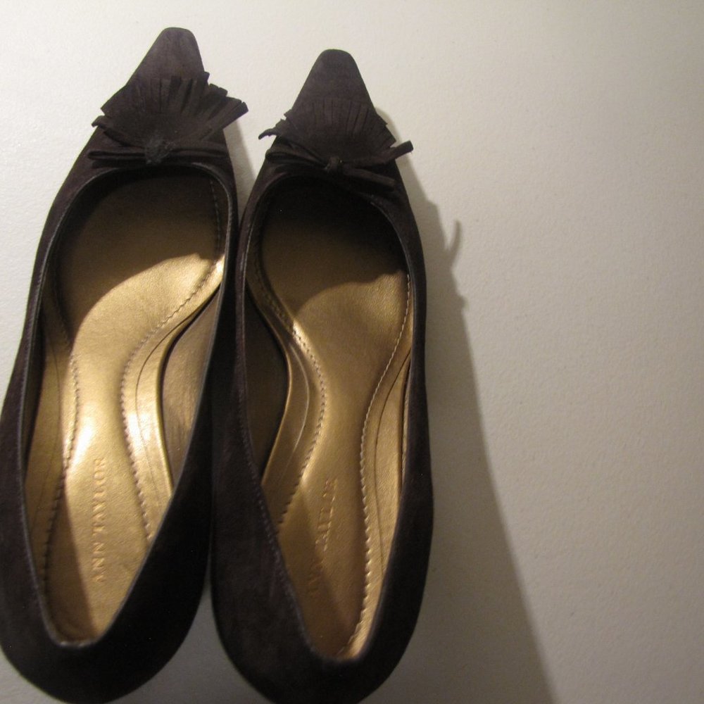 Shoes - Picture 2 of 3